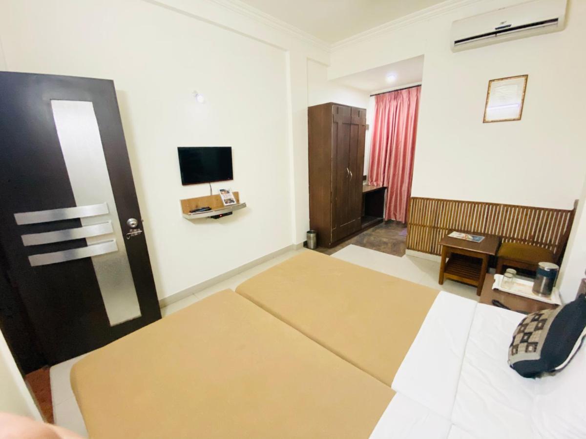 Hotel The Galaxy Jabalpur Exterior photo